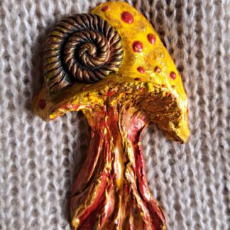 Брошь гриб желтый