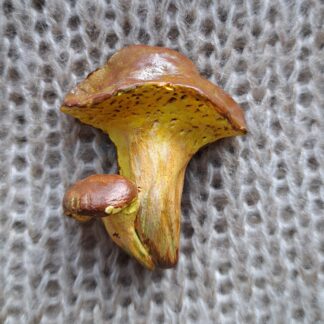 Брошь гриб масленок 2