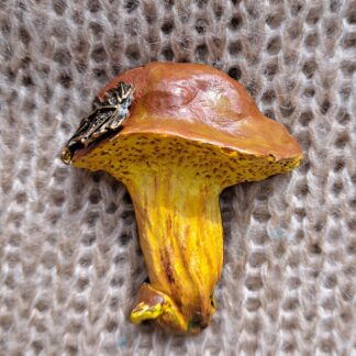 Брошь гриб масленок 3